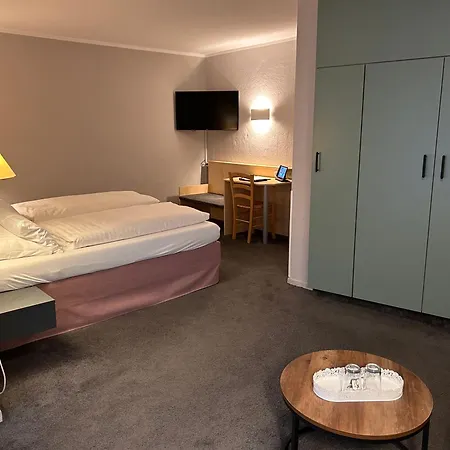 호텔 Haus Am Hochwald 3*