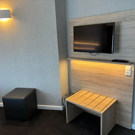 Отель Haus Am Hochwald 3*