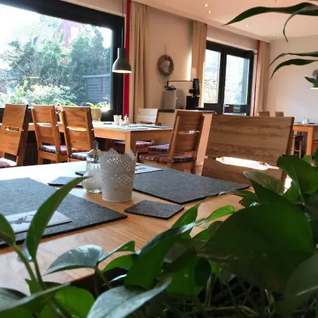 Haus Am Hochwald 3*